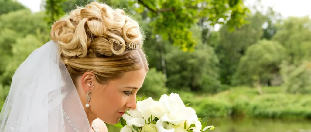 Hochzeitsfrisuren und Brautfrisuren Brautfrisuren Straubing Regensburg Hochzeitsfrisuren Cham Roding Falkenstein Wiesenfelden, ...